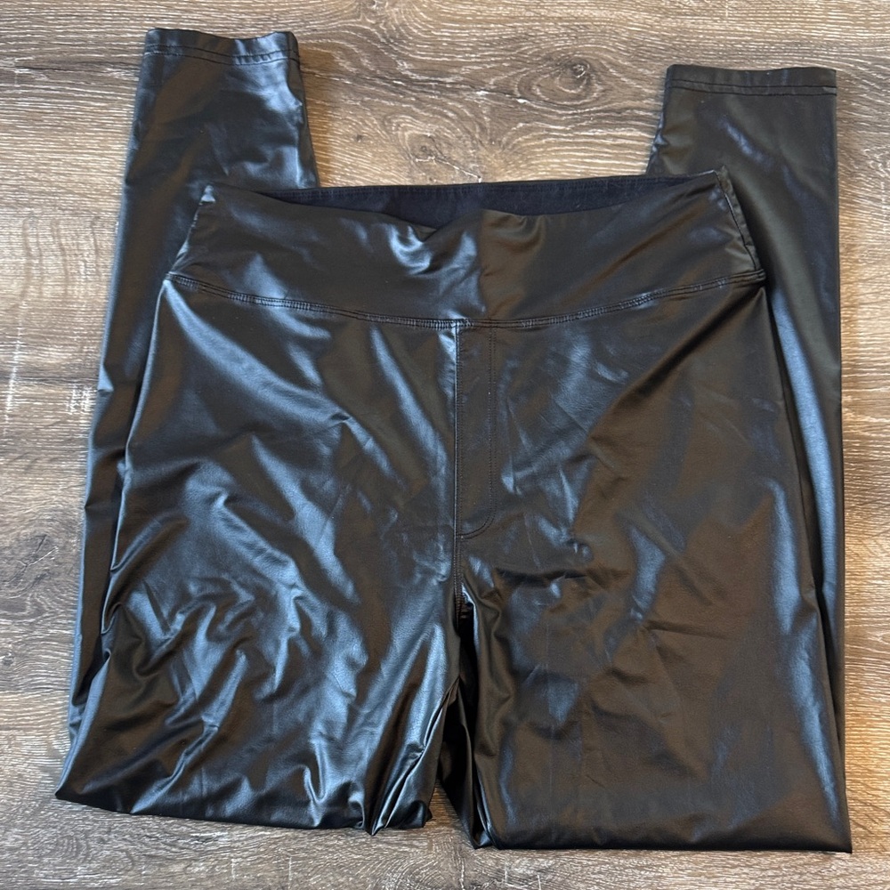 Women’s Aerie Black Faux Leather Leggings Size XL